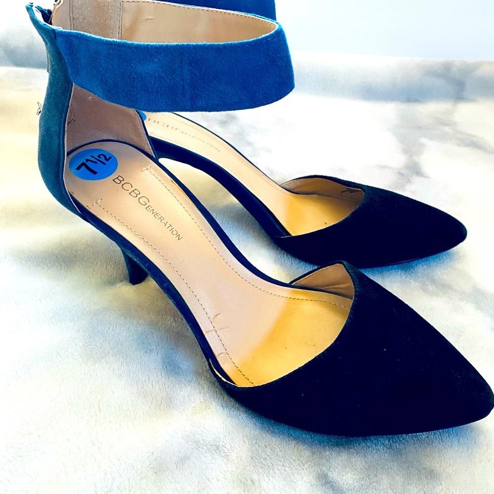 BCBG Ankle heels -size 7 1/2